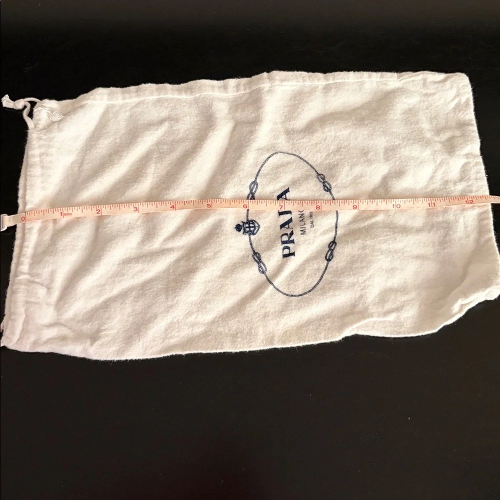 Two Prada dust bags - Picture 5 of 9
